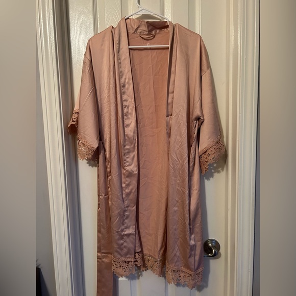 SIORO Women's Satin Robe Silk Kimono Bathrobe - Picture 3 of 3